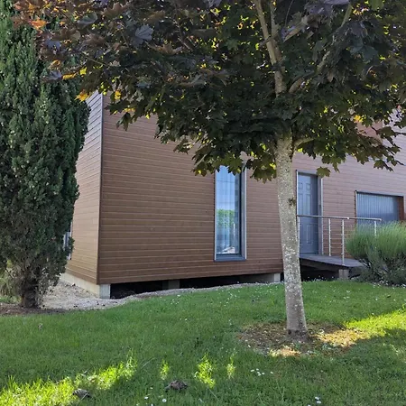 Maison Mitoyenne Avec Jardin Clos - 4 Pers. - Fr-1-653-292 Holiday home